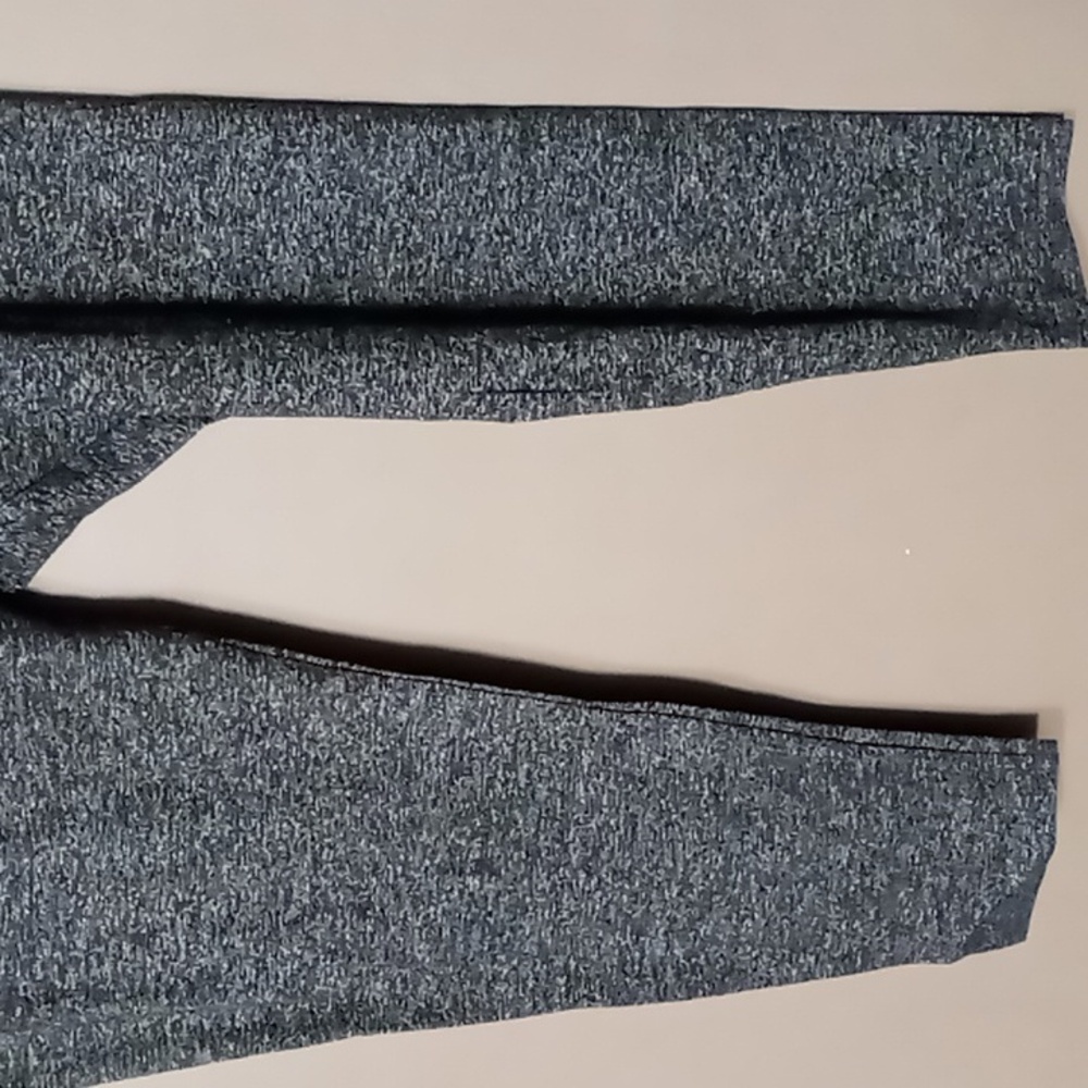 Ready to Go Black/Gray Patterned Athletic Leggings Size 3X - Picture 4 of 6